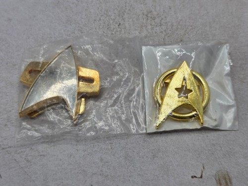 Star trek badges both - trek,