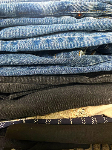 Reseller mixed clothing job - mixed,