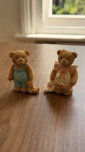 Cherished teddies collectible - teddies,