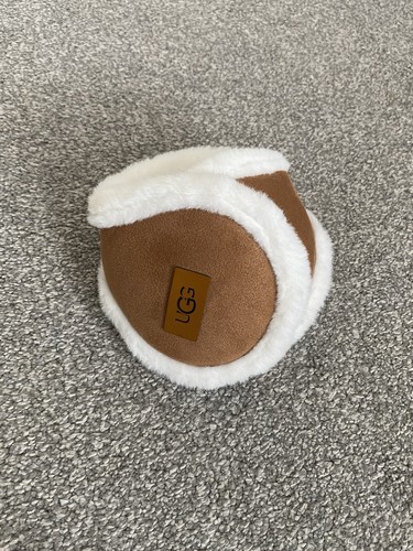 Ugg fluff behind - fluff, behind-the-head