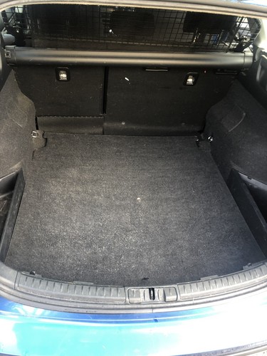 Toyota auris 2014 boot - boot, carpet