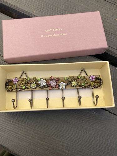Past times floral necklace - past,