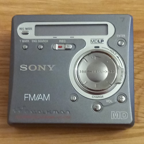 Sony g750 mini - sony, mz-g750