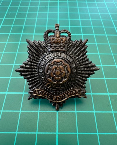 Royal hampshire officers queen - royal,