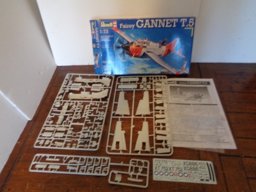 Revell fairey gannet 5 - fairey, t.5