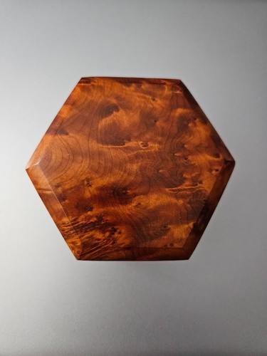 Hexagonal thuya thuja trinket - hexagonal,