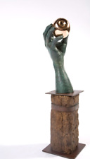 Lorenzo Quinn sculpture ‘YOU