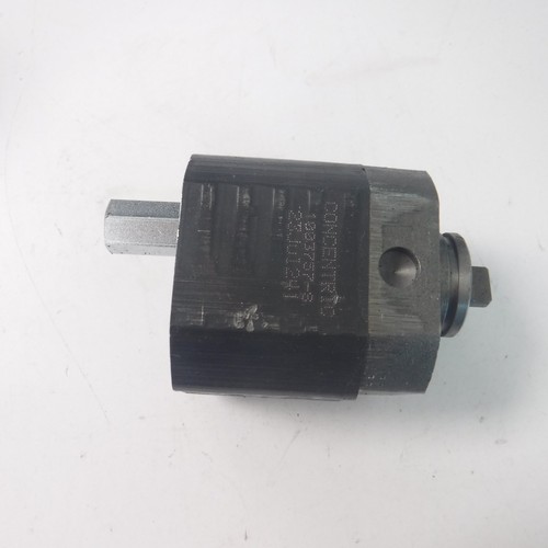Genuine oem jlg 7023572 - genuine,