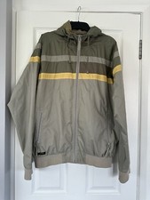 Fly 53 Men Water Resistance Jacket Size L