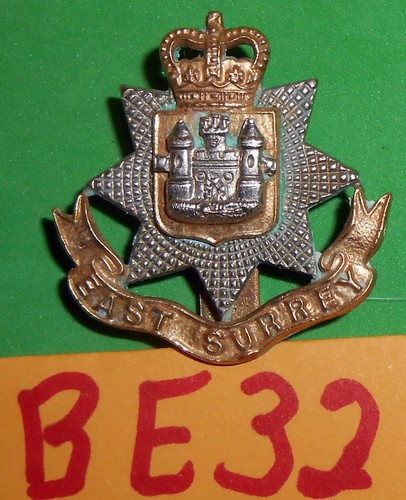 Be32 british army cap badge - british, of
