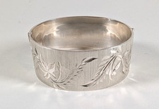 Vintage Silver Bold Hallmark /Floral Design Hinged Cuff Bangle B/ham 1977 56.5g
