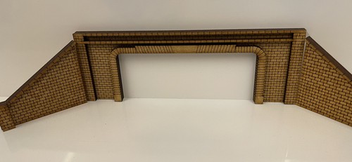 Train tunnel inc - tunnel, retaining