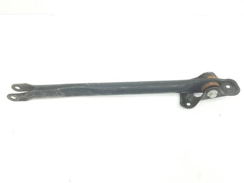 Lr001176 rear strap - rear, lh