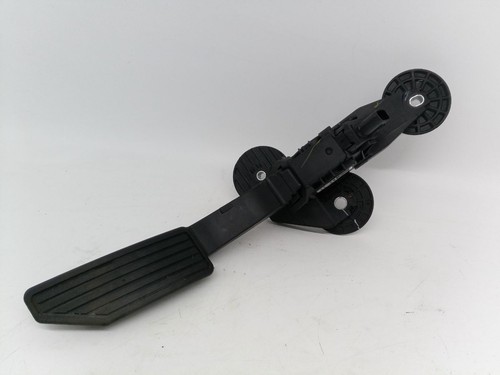 Isuzu max throttle - d-max,