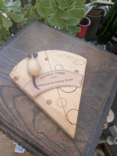 Vintage style wooden wedge - style,