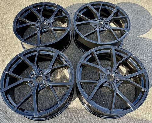 Golf r alloy wheels - x4, 19”