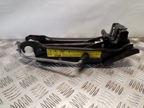 Touran 1t3 jack 1t0011031a - touran,