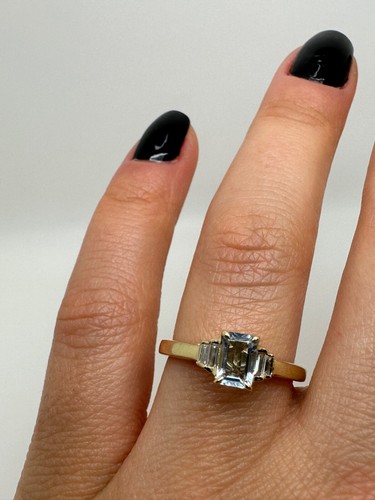 9ct yellow gold trilogy - yellow,