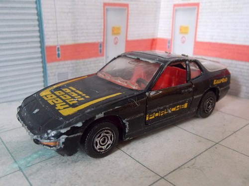 Corgi porsche 924 turbo - corgi,