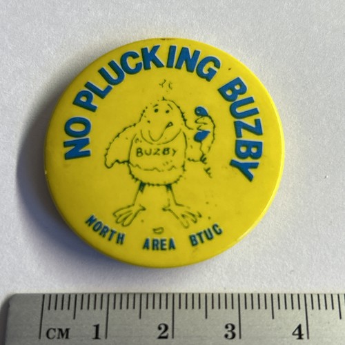 Vintage political pin badge - vintage,