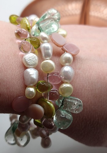 Gorgeous pearl shell and - pearl,,