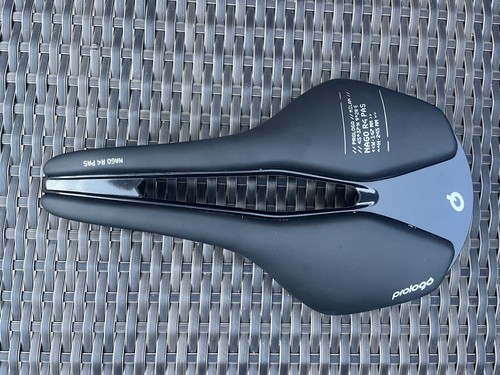 Prologo nago pas 147 tirox - prologo, r4