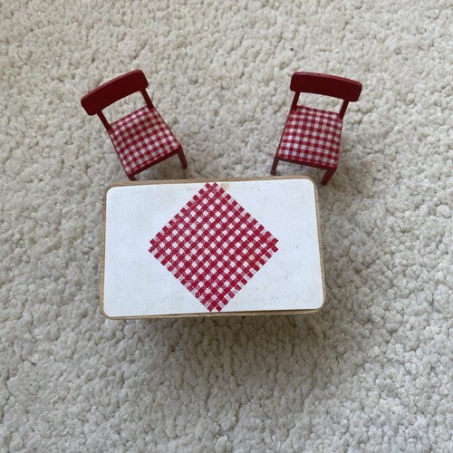Vintage dolls house - vintage, lundby