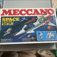 Vintage Meccano Space 2501 Set