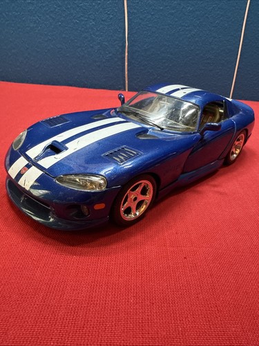 Bburago scale diecast - bburago,
