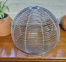 Mid-century modern (MCM) style