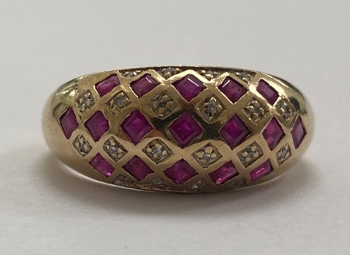 9ct gold ruby diamond ring - diamond,