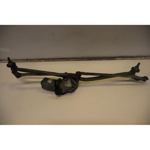 Front windscreen wiper motor - front,