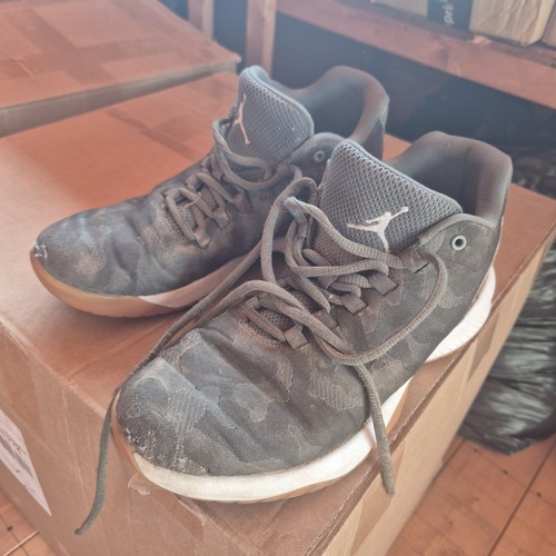Jordans camo trainers size - jordans,