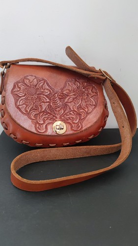 Vintage tan brown red leather - vintage,