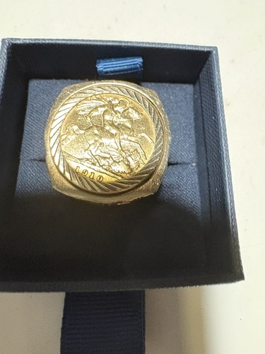 22ct half sovereign - half, ring