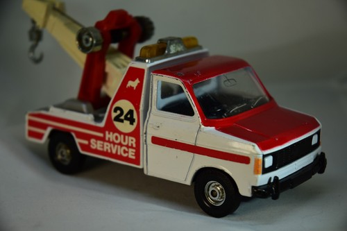 Corgi 1140 ford transit - 1140, tow