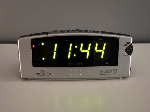 Roberts cr9953 digital clock - roberts,