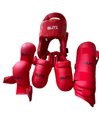 Blitz unisex karate complete