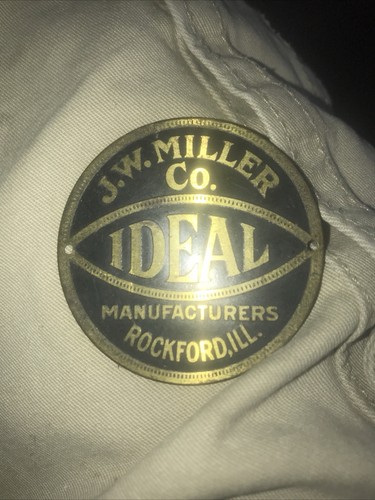 Miller ideal - /,
