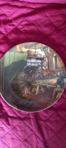 Wedgwood wind the willows - in,
