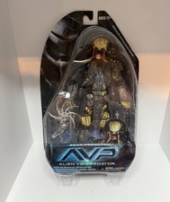 100% GENUINE NECA ALIEN vs