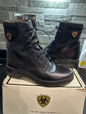 Ariat Extreme Waterproof Thinsulate Lined Womens Paddock boot Size 4.5