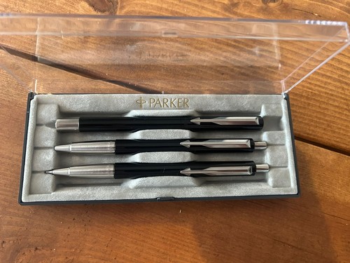 Vintage parker vector - vintage,