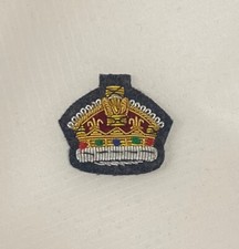 RAF Flight Sergeant Kings Crown Royal Air Force No 5 Military Mess Dress Badge