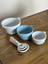 3 Kirstie Allsopp Small Measuring Jugs And 4 RHS Measuring Spoons, All In VGC