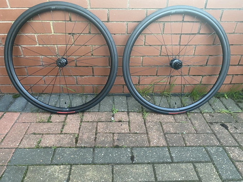 Swiss r470 disc wheelset - dt,