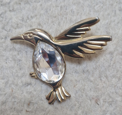 Gold tone metal - metal, brooch