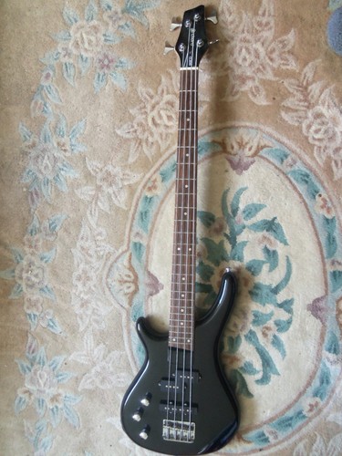 Left handed chord ccb90 - chord, bass