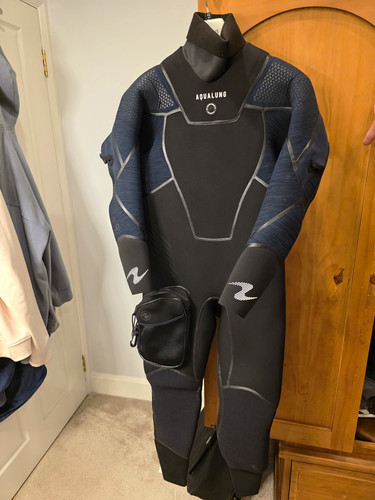 Aqualung iceland semi dry suit - aqualung,