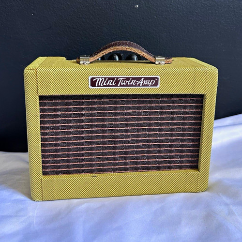 Fender mini twin amp - mini, twin-amp
